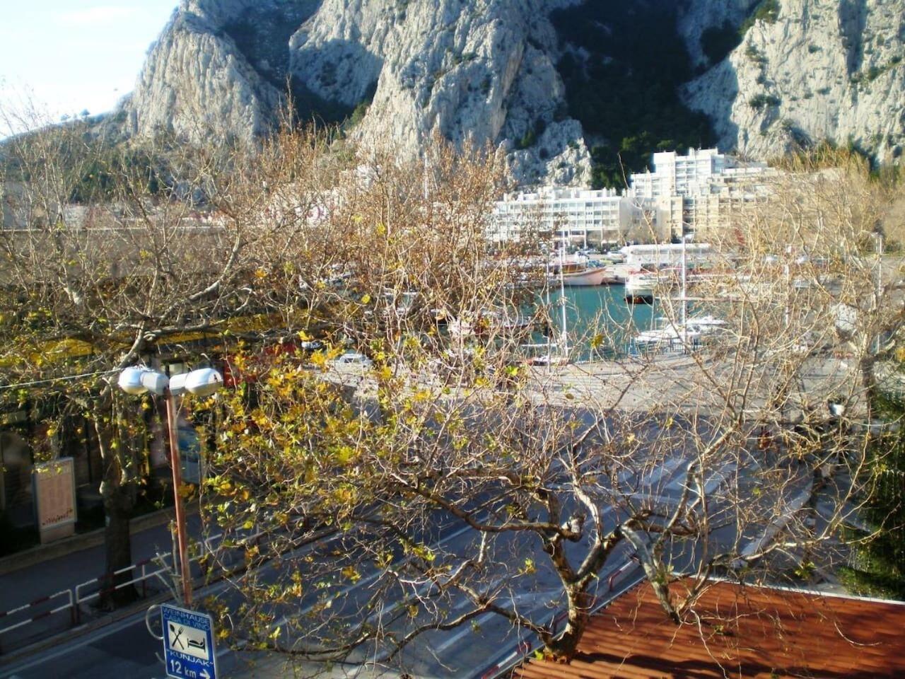 Apartment Toma Omiš Extérieur photo