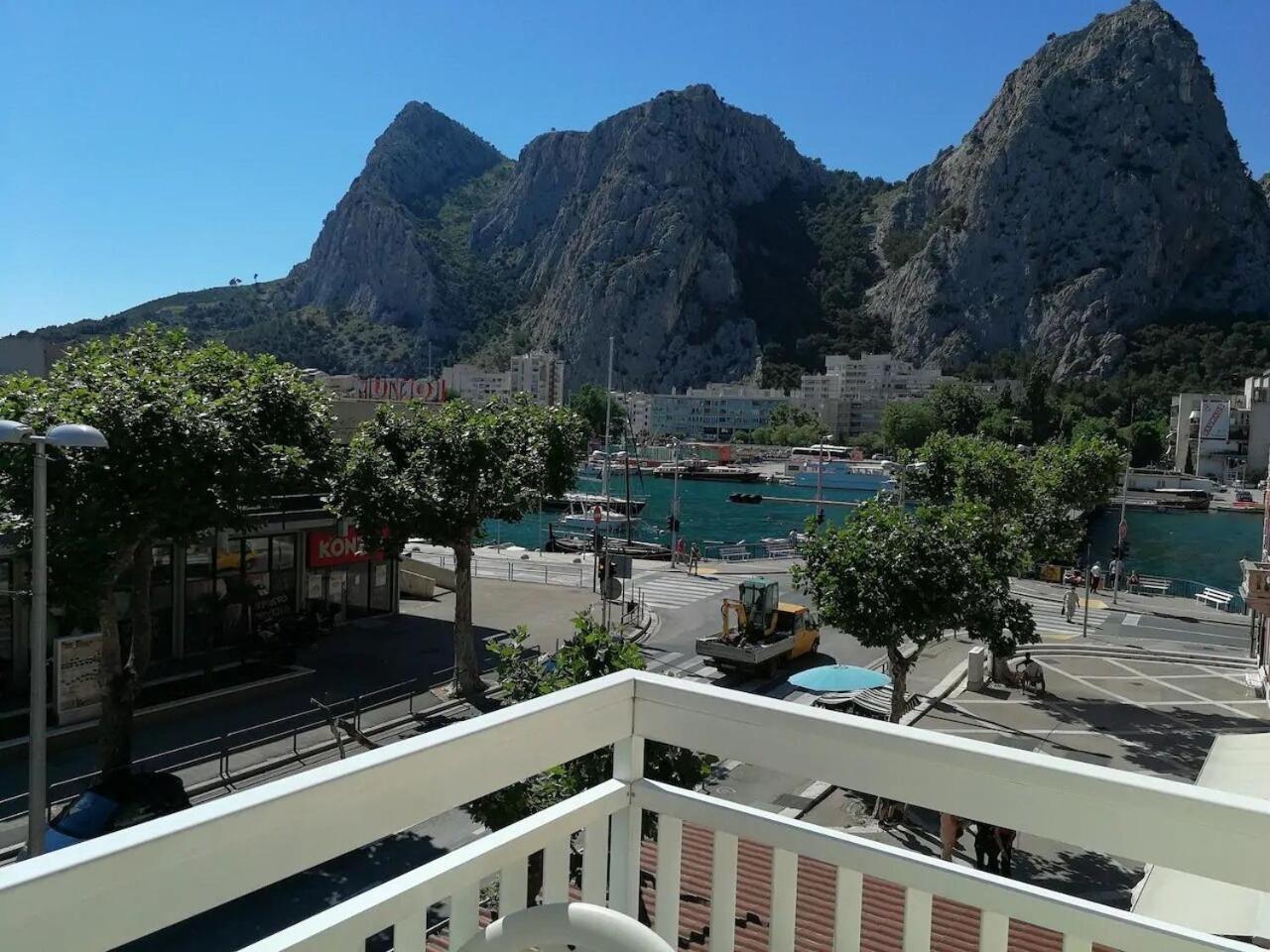 Apartment Toma Omiš Extérieur photo
