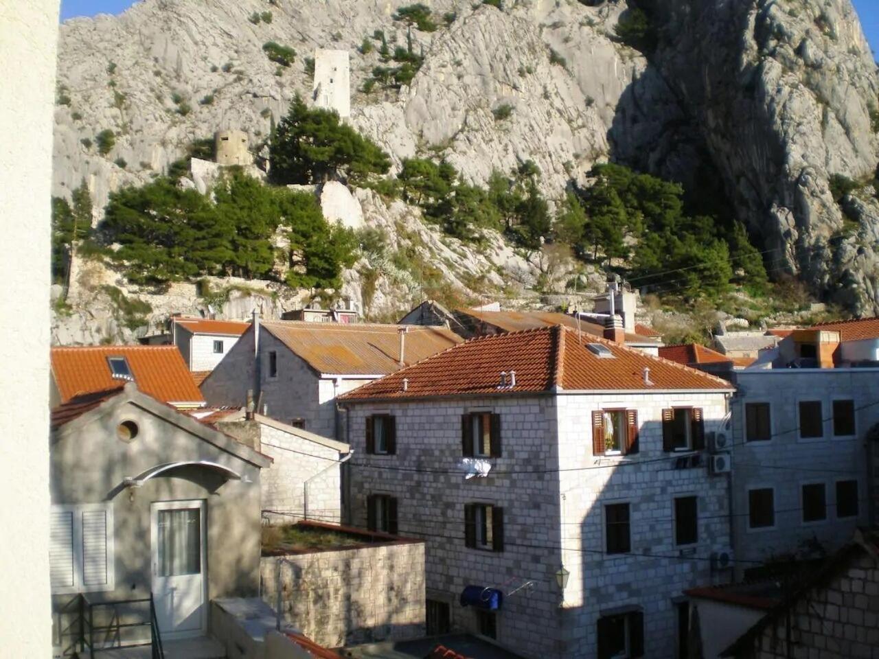 Apartment Toma Omiš Extérieur photo