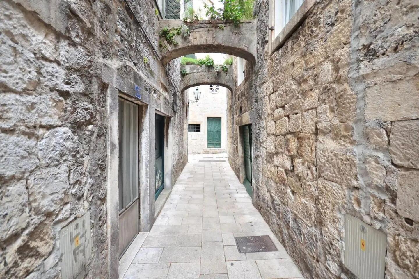 Apartment Toma Omiš Extérieur photo